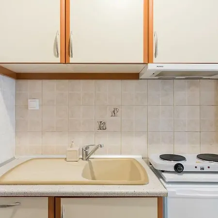 Studio! Fiber Wifi, Ac, Private, Self Check-in! Apartmán