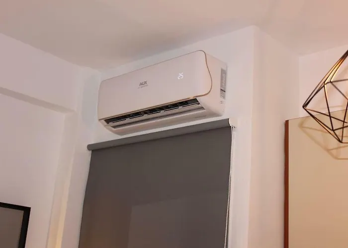 Studio! Fiber Wifi, Ac, Private, Self Check-in! * Selanik