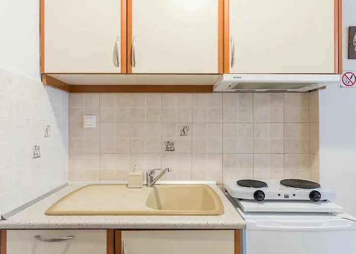 Studio! Fiber Wifi, Ac, Private, Self Check-in! Apartmán